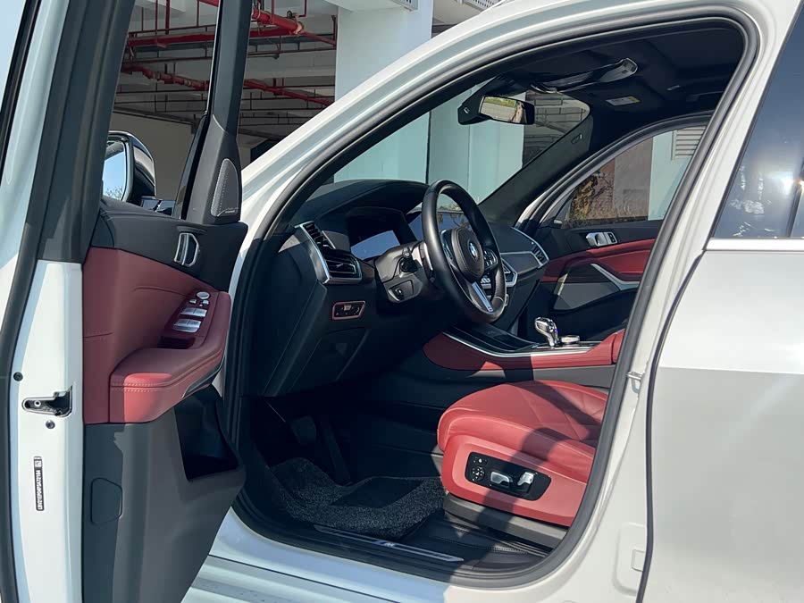 BMW X5 2023 صورة سيارة #5