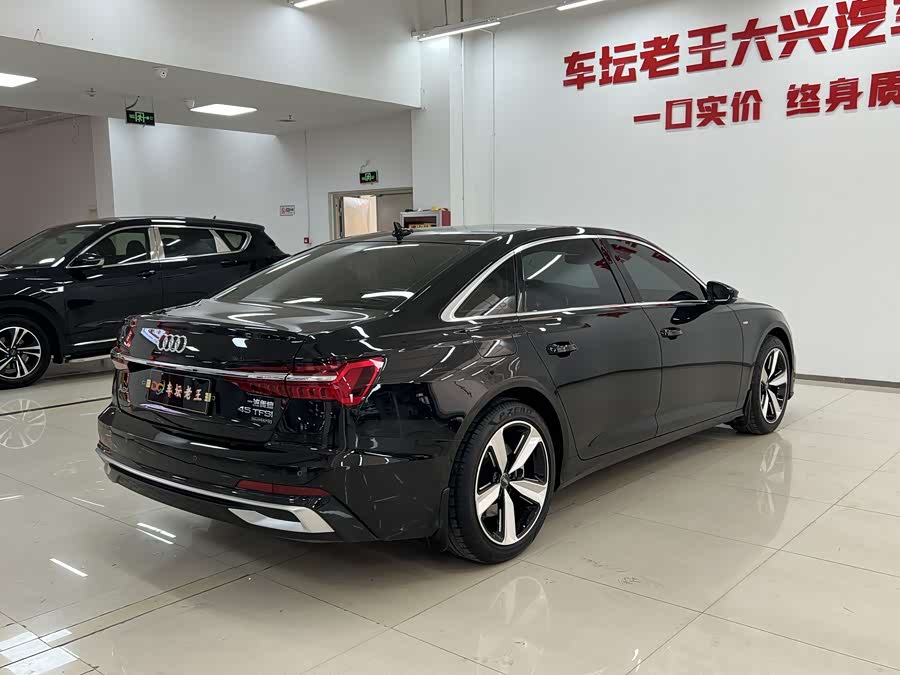 Audi A6L 2024 صورة سيارة #5