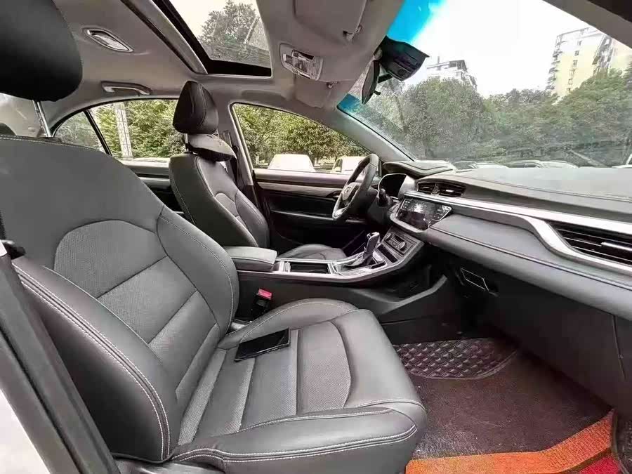 GEELY Emgrand 2020 #5 GEELY Emgrand 2020 car image #5