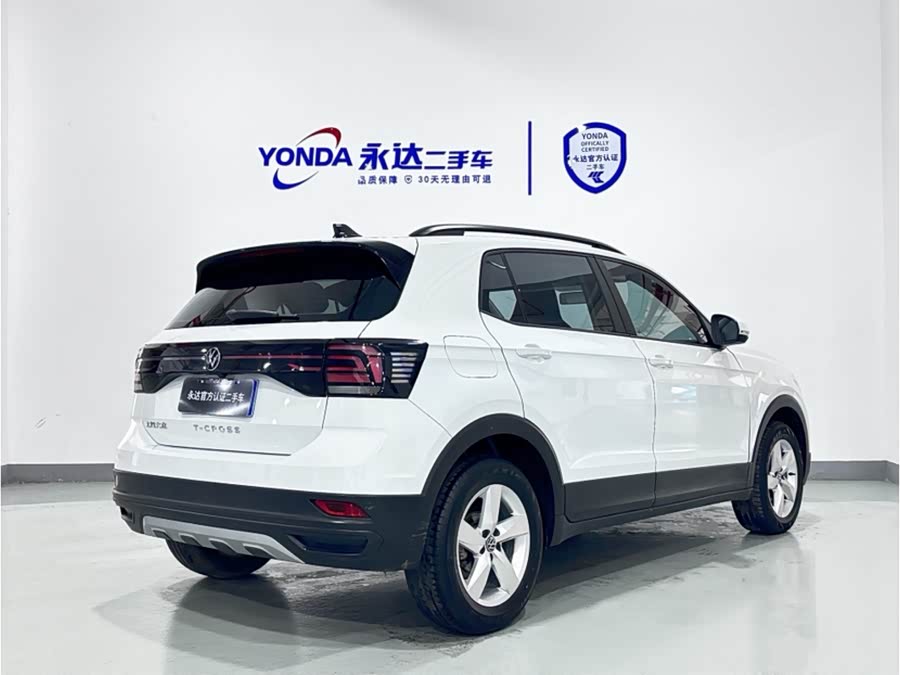 Volkswagen T-Cross 2023 car image #5