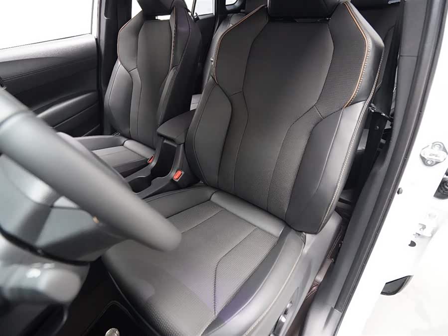 Toyota Corolla Cross 2025 car image #5