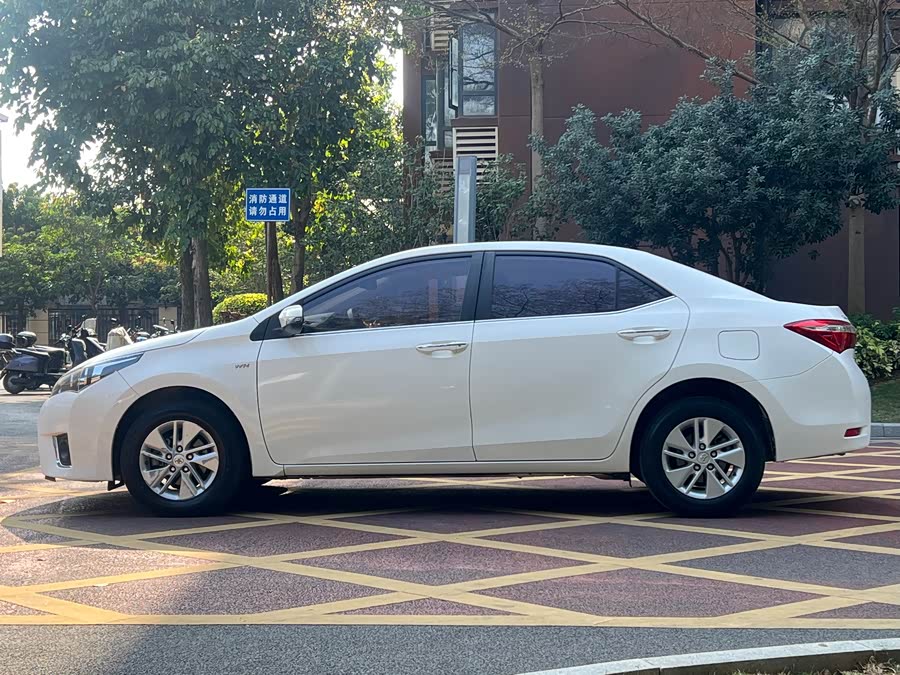 Toyota Corolla 2015 car image #5