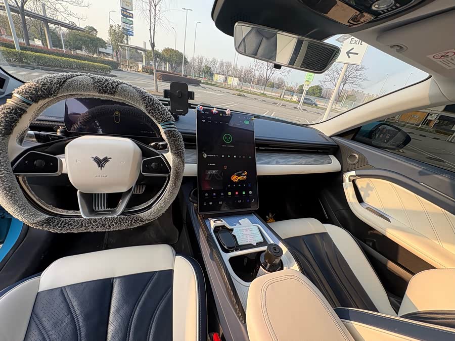 哪吒汽车 哪吒GT 2023 汽车图片 #5