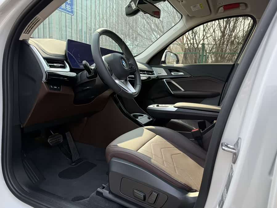 BMW X1 2024 car image #5