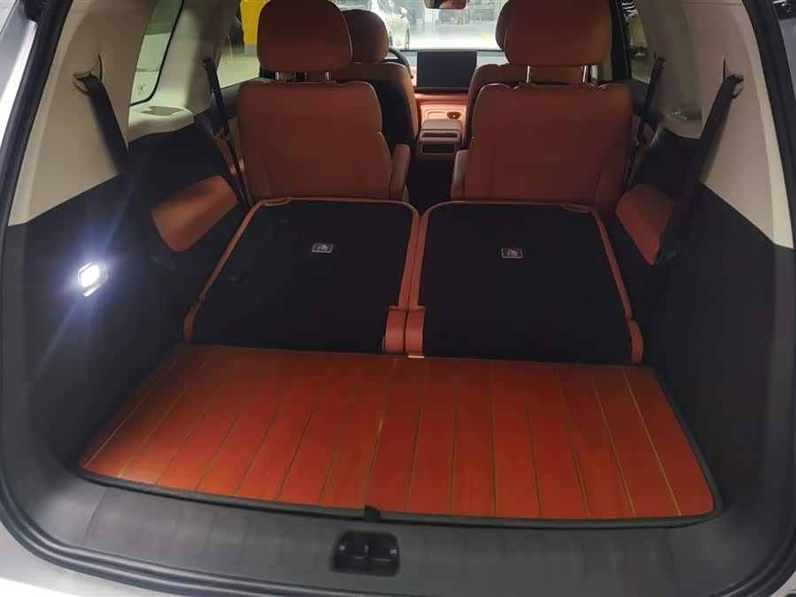 Leapmotor C16 2024 car image #5
