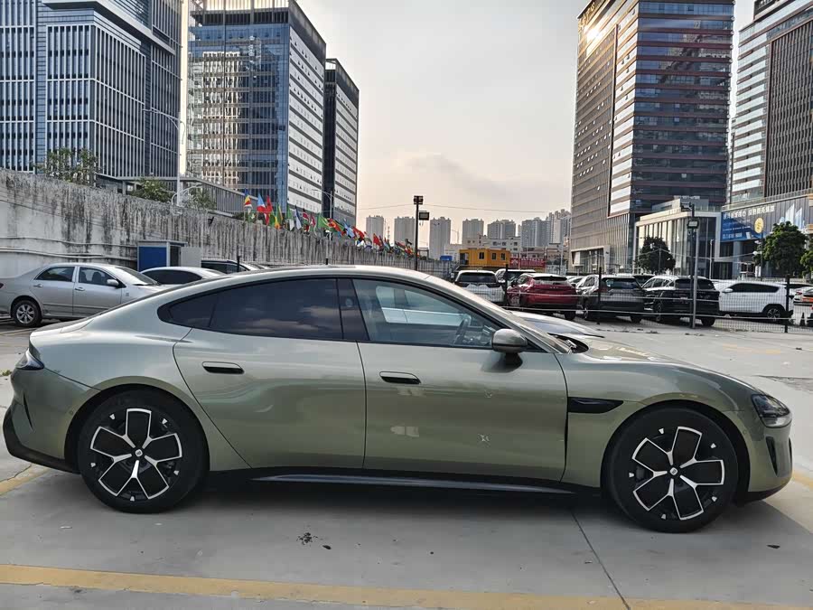 MI SU7 2025 car image #5