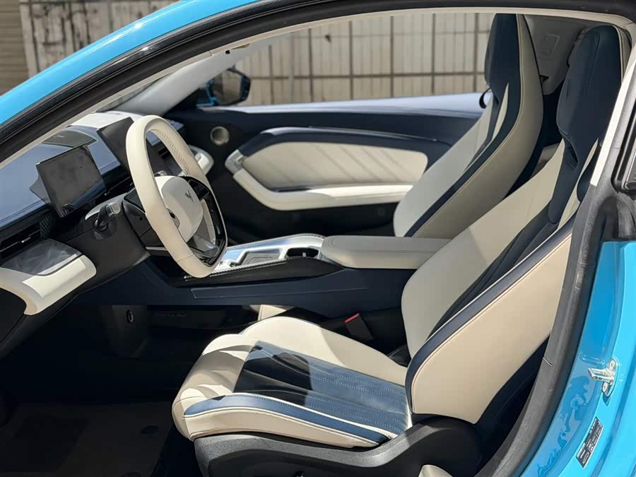 哪吒汽车 哪吒GT 2023 汽车图片 #5