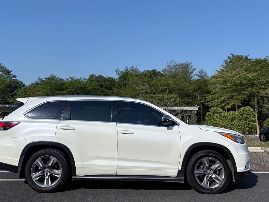 Toyota Highlander 2015 image de voiture #5