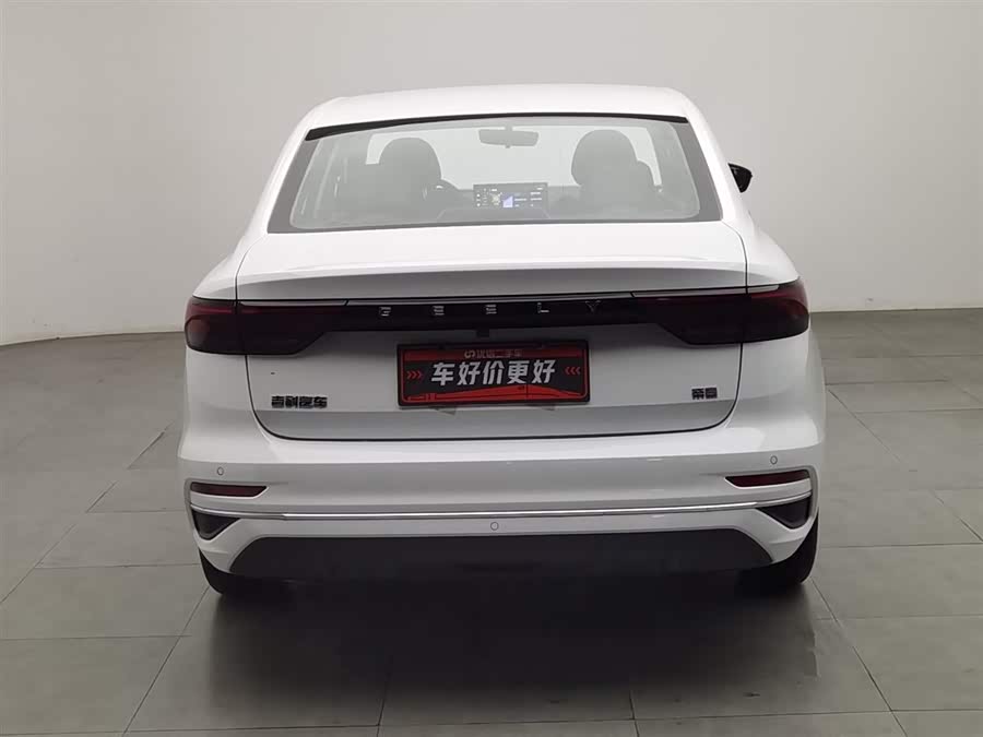 GEELY Emgrand 2025 car image #5