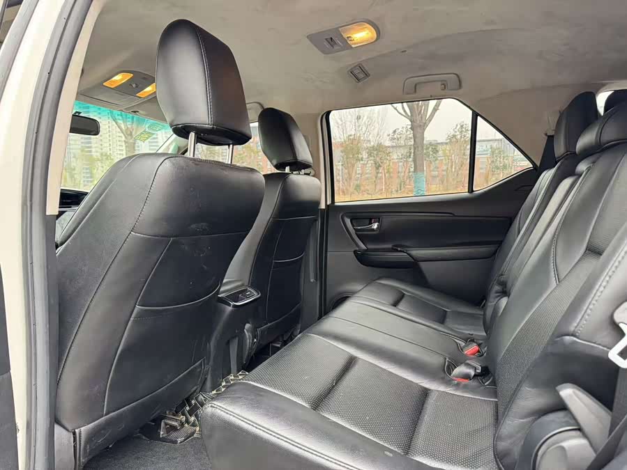 Toyota Fortuner 2020 car image #5