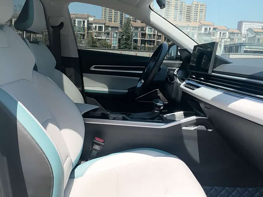 GEELY Emgrand 2023 car image #5