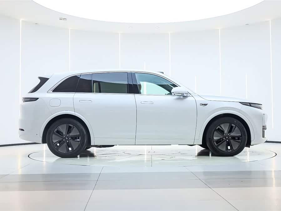 Li L7 2024 immagine di auto #5