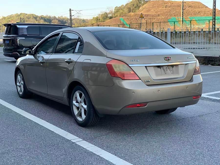 GEELY Emgrand Classic 2012 imagem de carro #5
