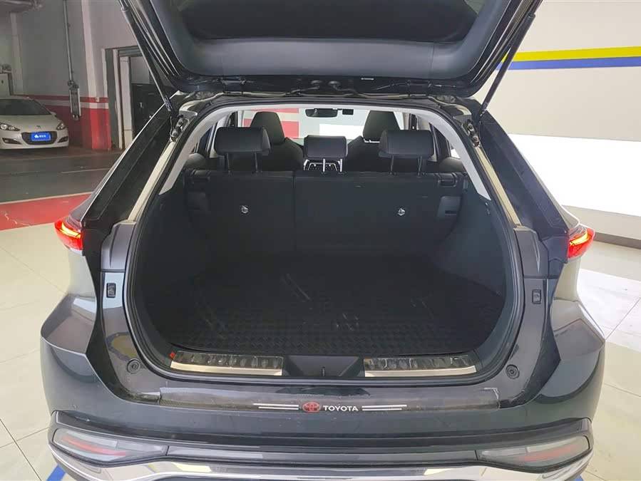 Toyota Venza 2024 car image #5