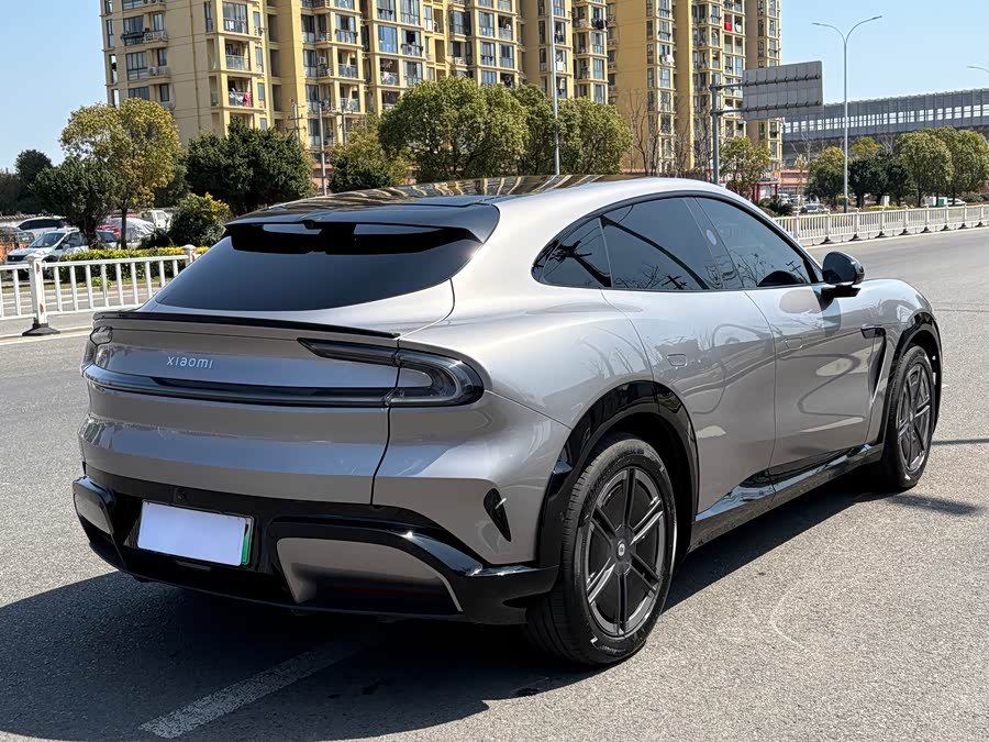 MI YU7 2025 car image #5