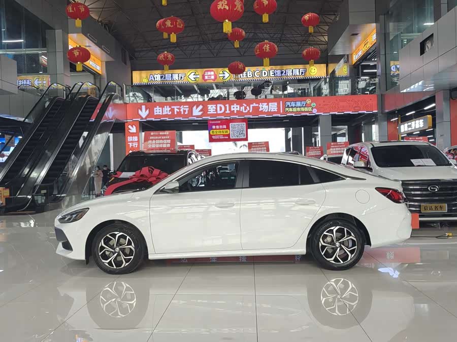 MG 5 2024 car image #5
