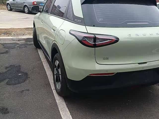 GEELY 2024 car image #5