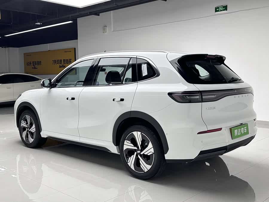 GEELY 2024 #5 GEELY 2024 car image #5