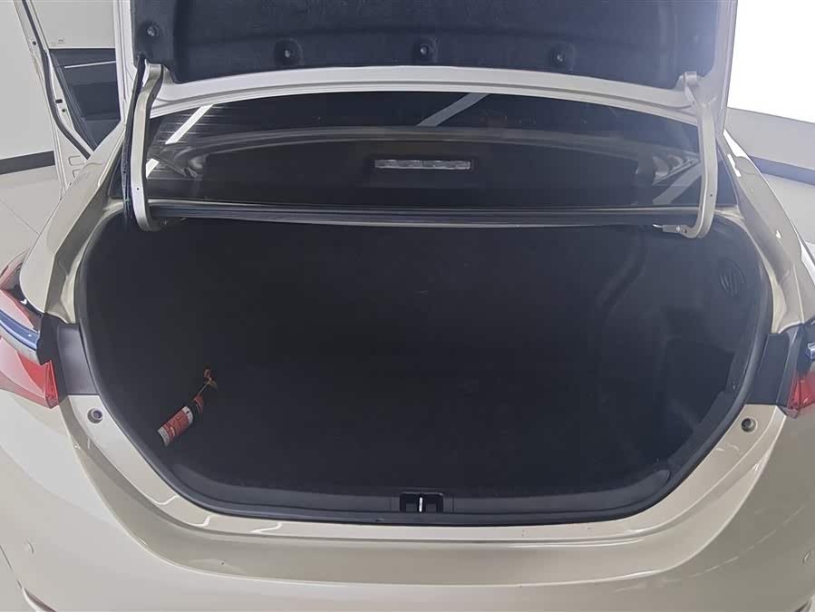 Toyota Corolla Hybird E+ 2019 car image #5