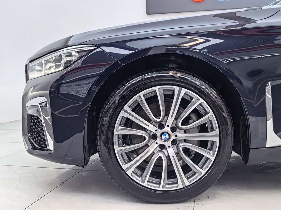 BMW 7 Series 2022 car image #5
