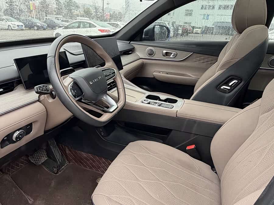 Chery Tiggo 8 Plus 2024 immagine di auto #5