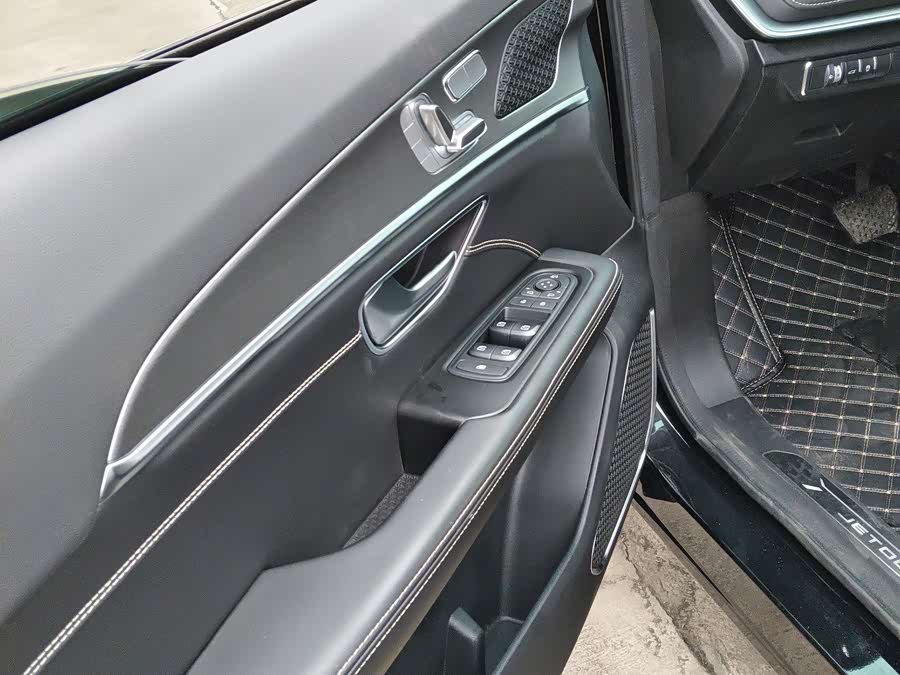 Jetour X70 PLUS 2024 car image #5