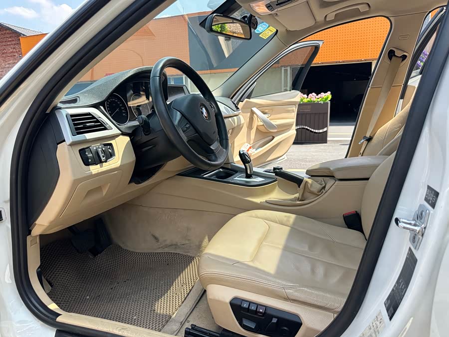 BMW 3 Series (Imported) 2012 صورة سيارة #5