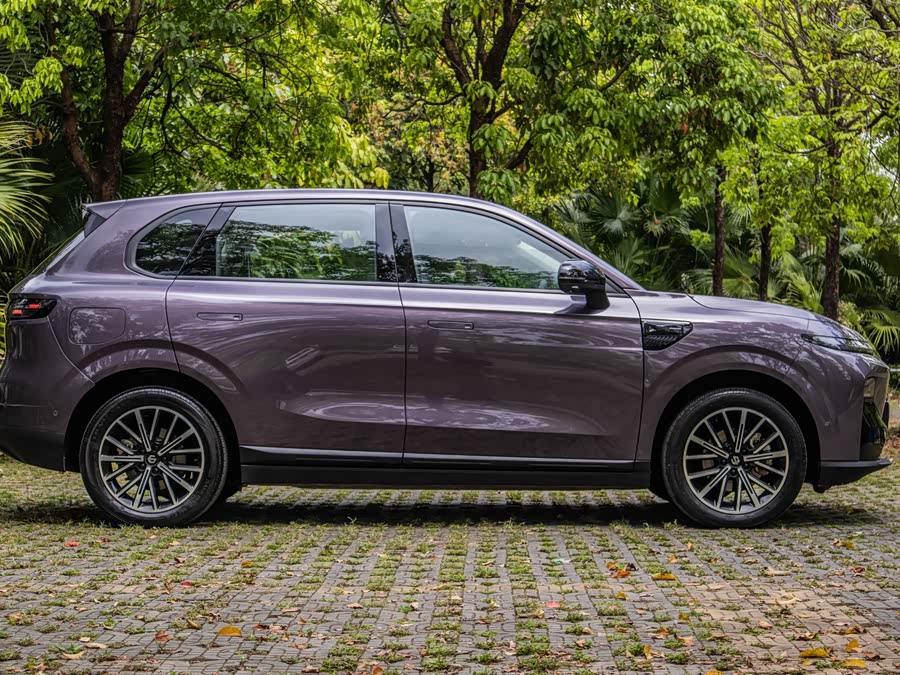 零跑汽车 零跑B10 2025 汽车图片 #5