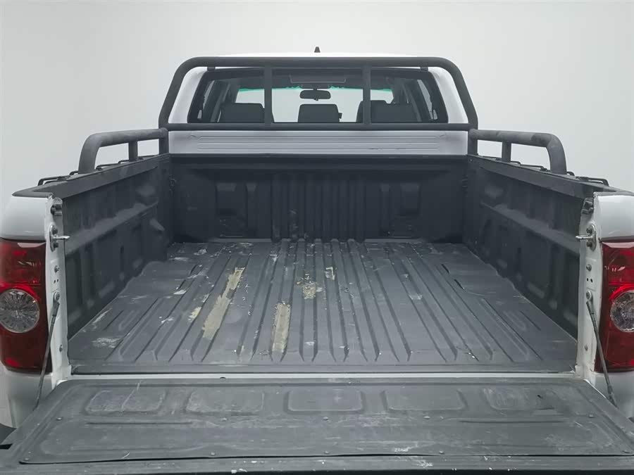 JAC 2023 car image #5