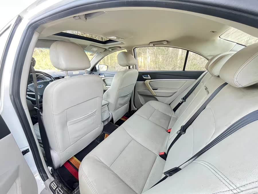 GEELY Emgrand 2015 #5 GEELY Emgrand 2015 car image #5