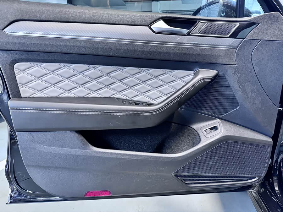 Volkswagen Magotan 2023 immagine di auto #5