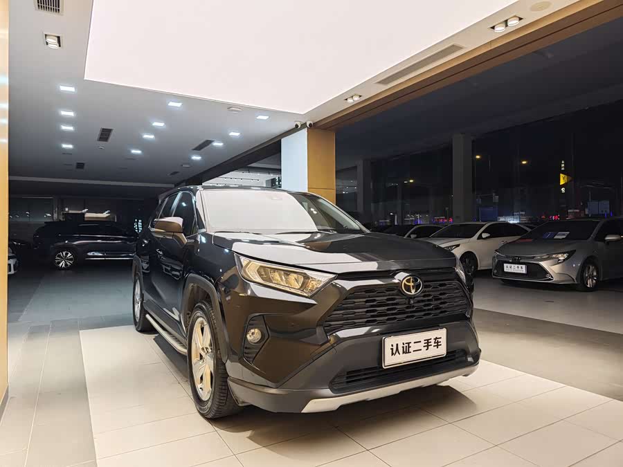 Toyota RAV4 2020 car image #5