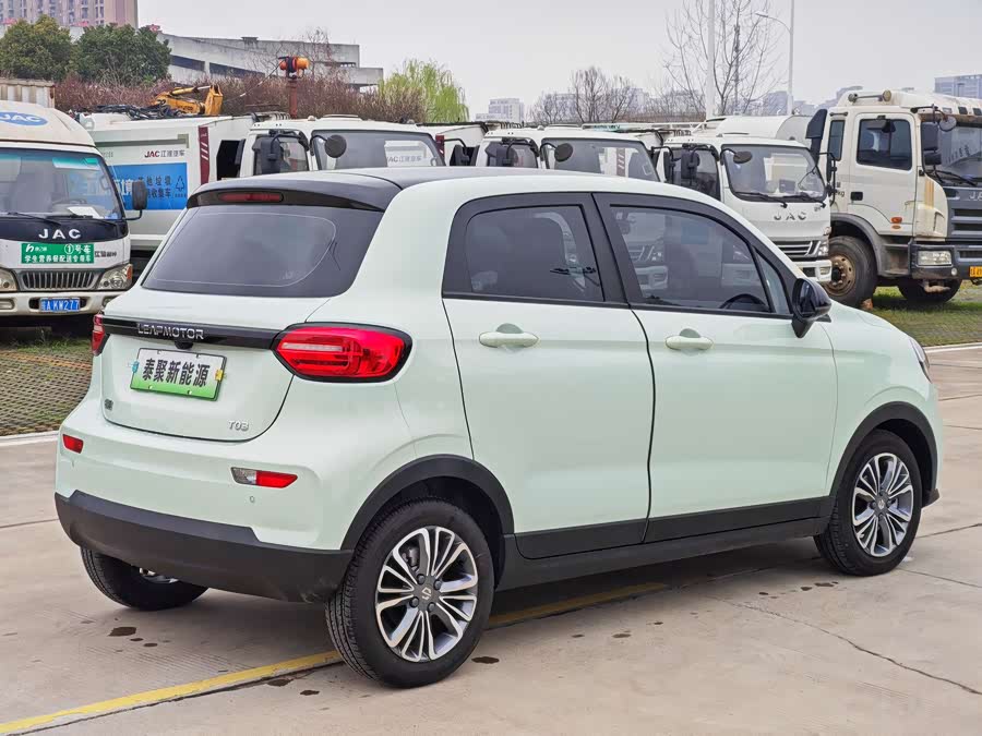 零跑汽车 零跑T03 2024 汽车图片 #5