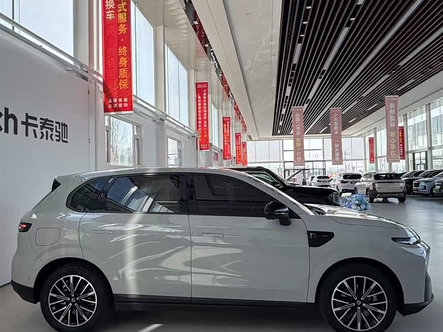 零跑汽车 零跑B10 2025 汽车图片 #5