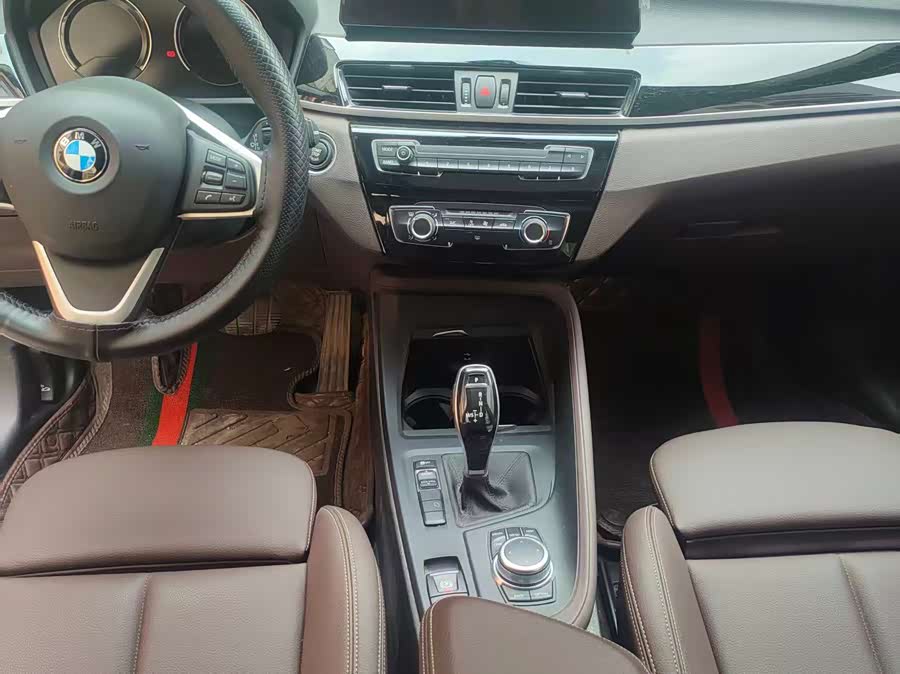 BMW X1 2022 car image #5