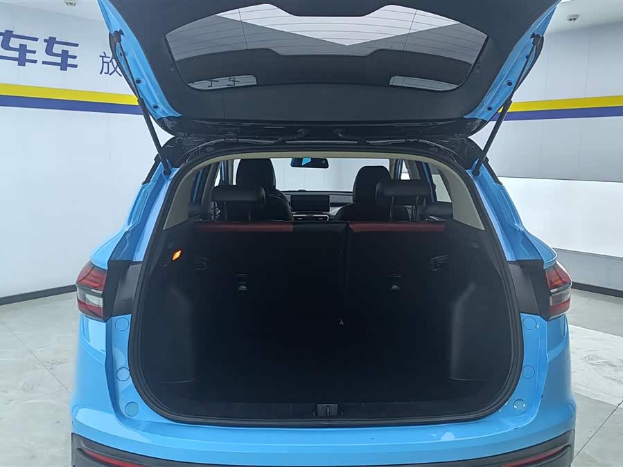 GEELY Coolray 2021 car image #5