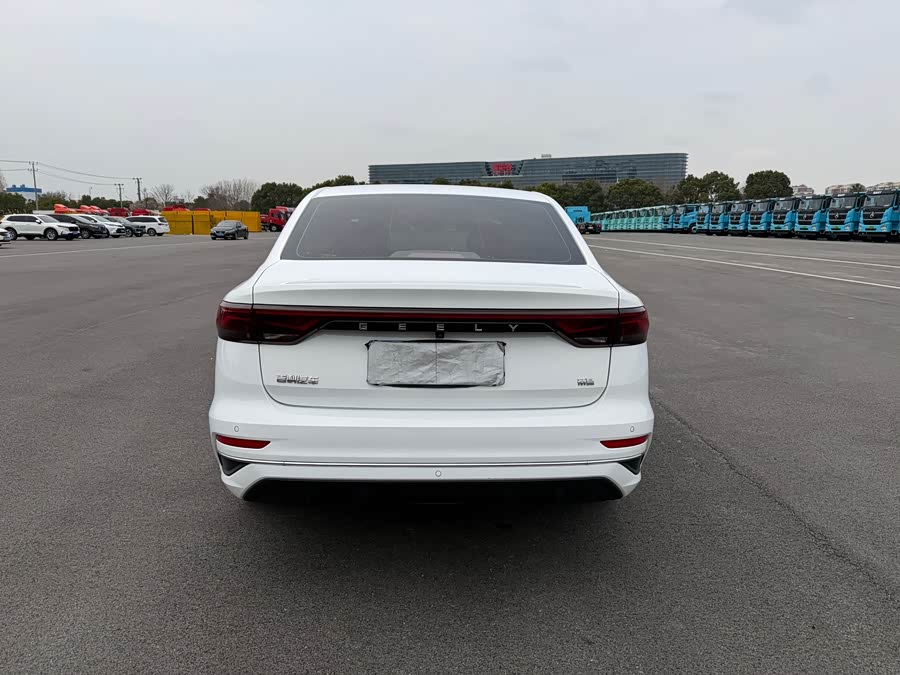 GEELY Emgrand 2021 car image #5