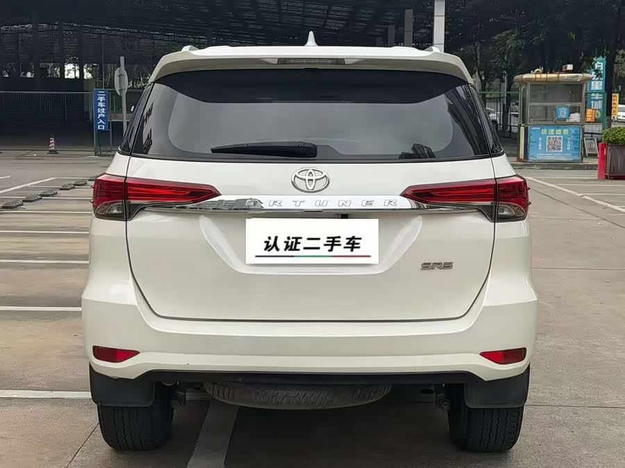 Toyota Fortuner 2019 car image #5