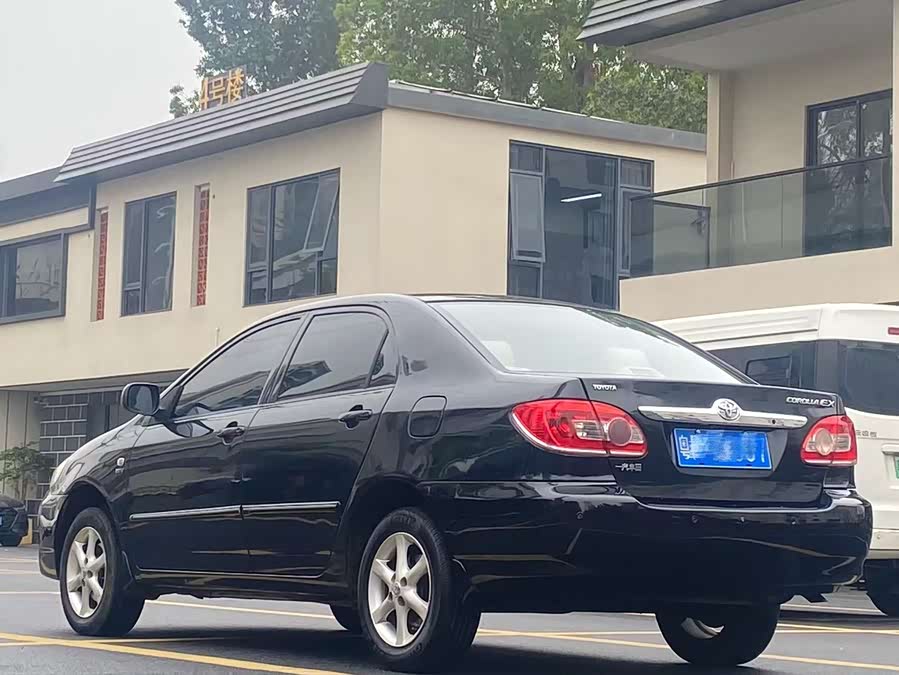 Toyota Corolla (Classic) 2010 car image #5