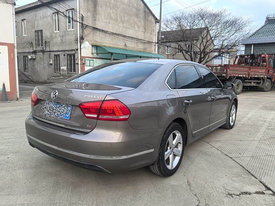 Volkswagen Passat 2011 изображение автомобиля #5