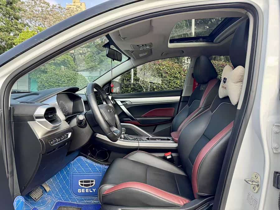 GEELY Coolray 2021 immagine di auto #5
