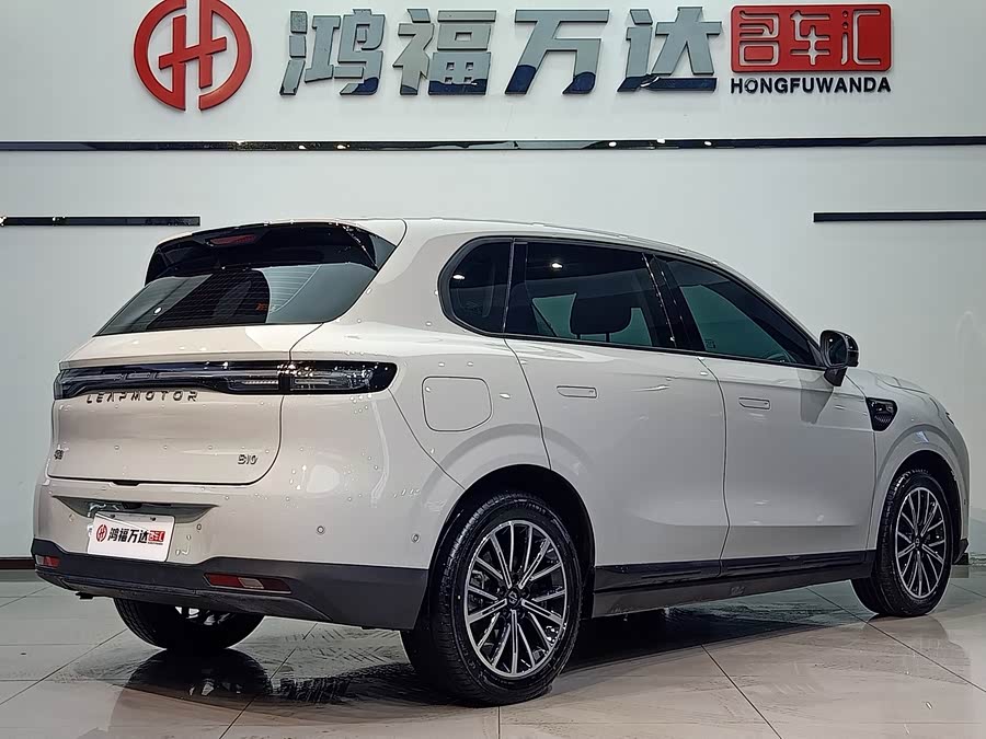 零跑汽车 零跑B10 2025 汽车图片 #5