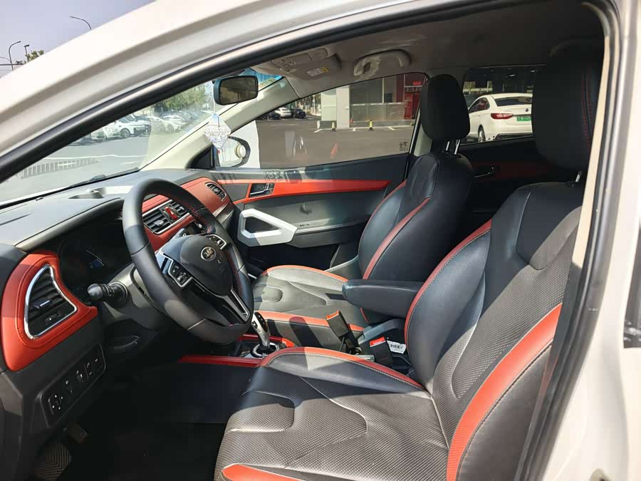 JAC 2018 imagem de carro #5