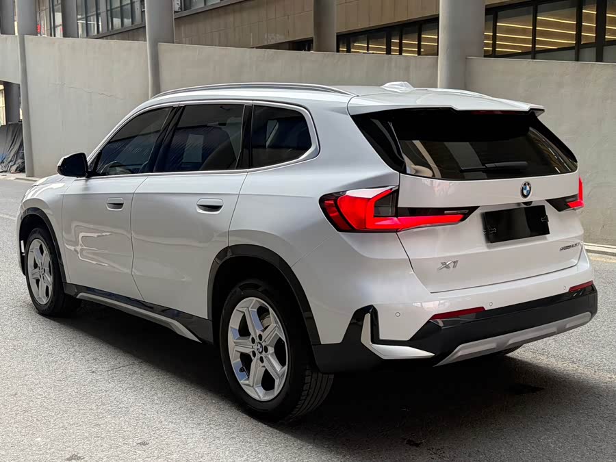 BMW X1 2023 car image #5