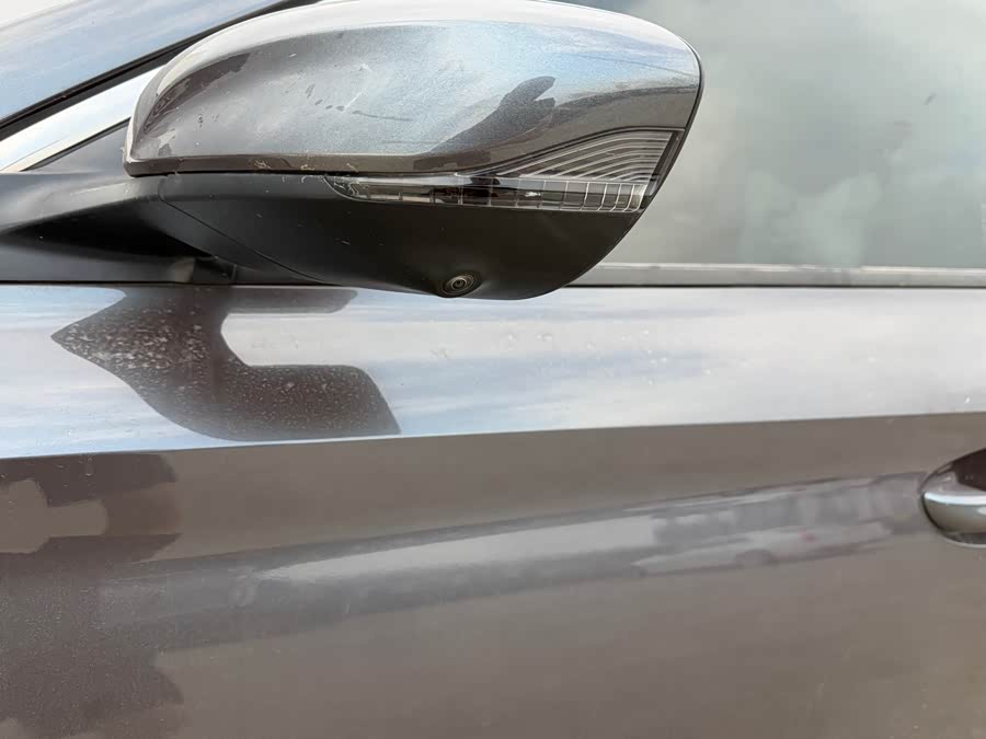 MG 5 2023 car image #5