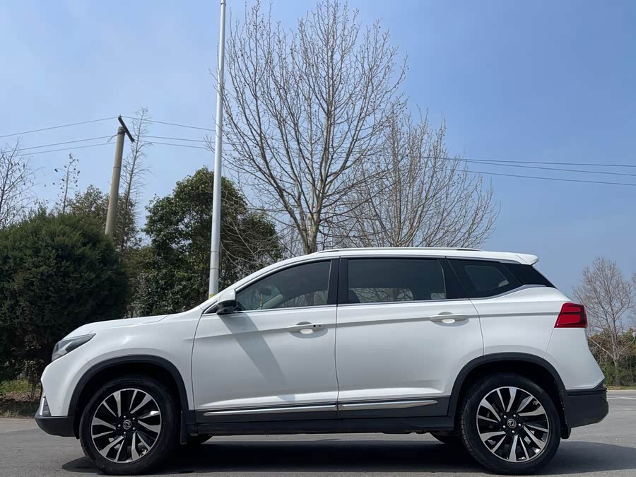 T5 2018 #5 T5 2018 car image #5