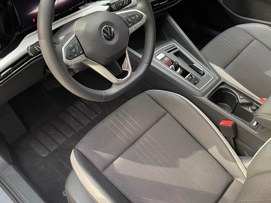 Volkswagen Golf 2021 #5 Volkswagen Golf 2021 car image #5
