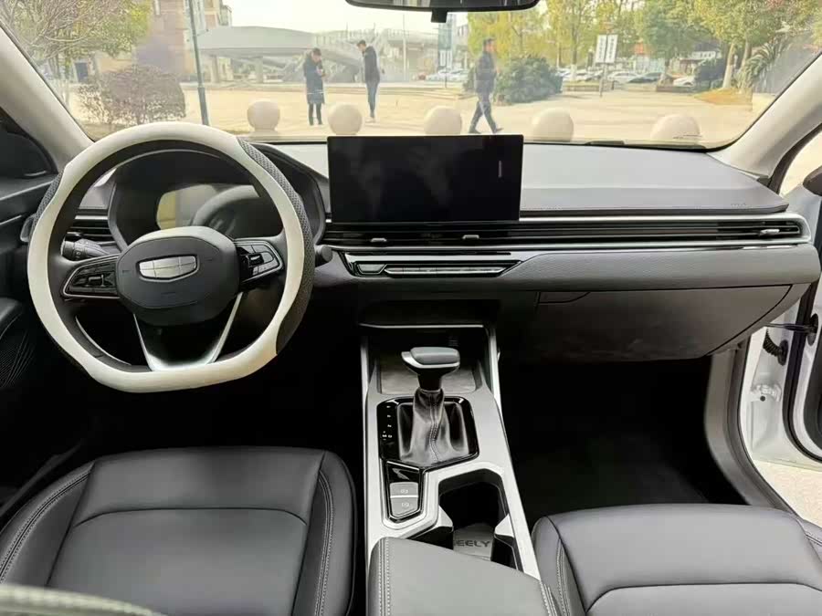 GEELY 2022 car image #5