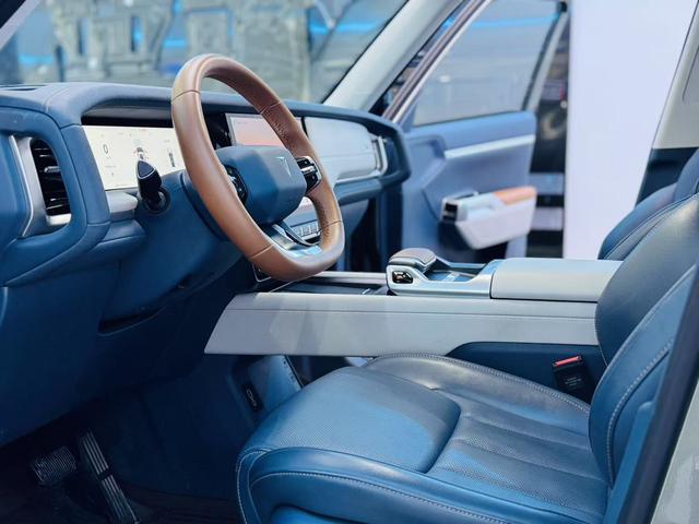 Deepal G318 2024 immagine di auto #5