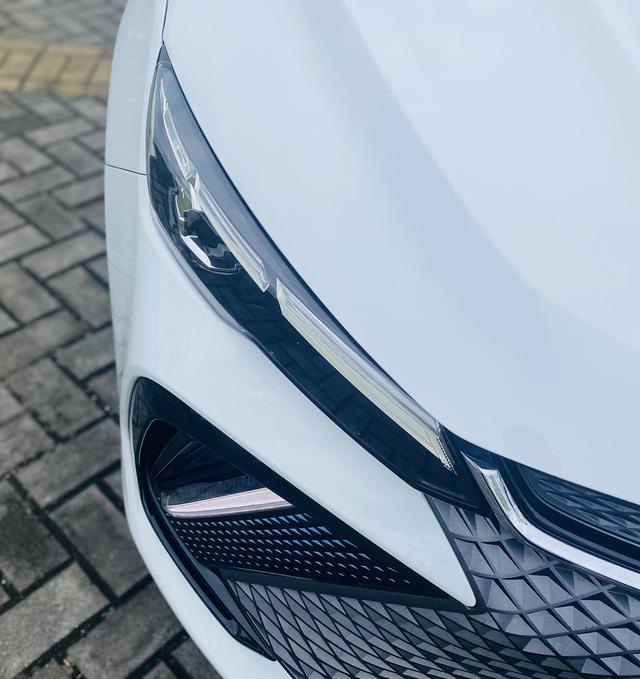 GEELY Emgrand L HiP 2023 immagine di auto #5